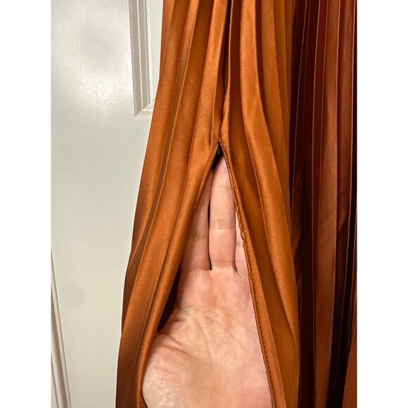 AMUR Aviva Rosette One Shoulder Pleated Gown Copper Size 2 - Picture 13 of 16